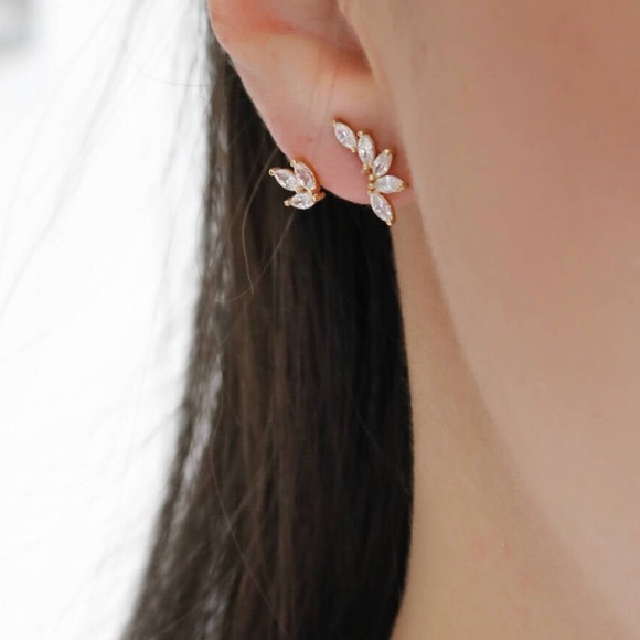 NIB CZ gold plated angel jacket style earrings - Picture 2 of 4